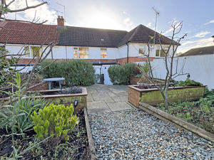 Photo 18- click for photo gallery